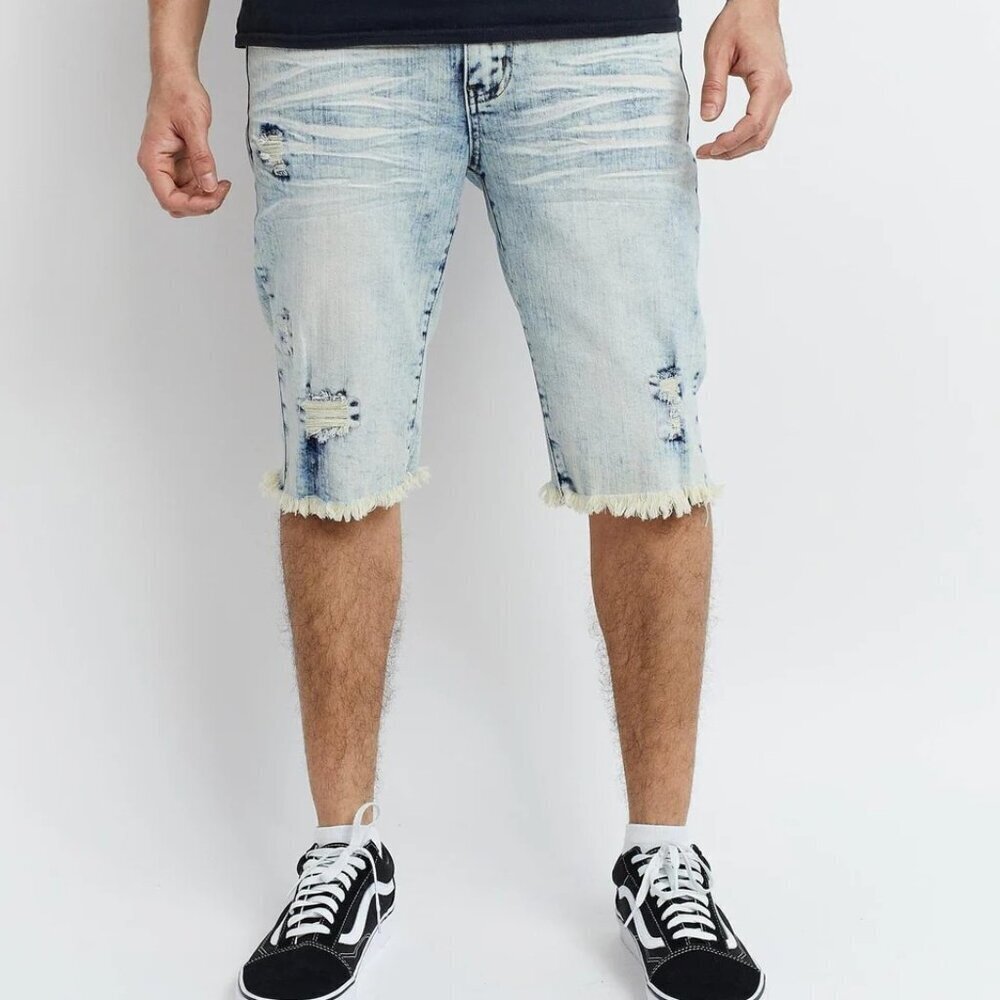 REASON Thatcher Distressed Light Wash Denim Short Size 34 Icy Blue